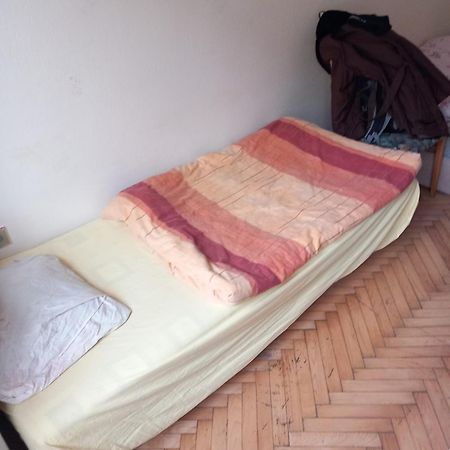 Flat 18 Minutes From Vaclavske Namesti Praha Bagian luar foto