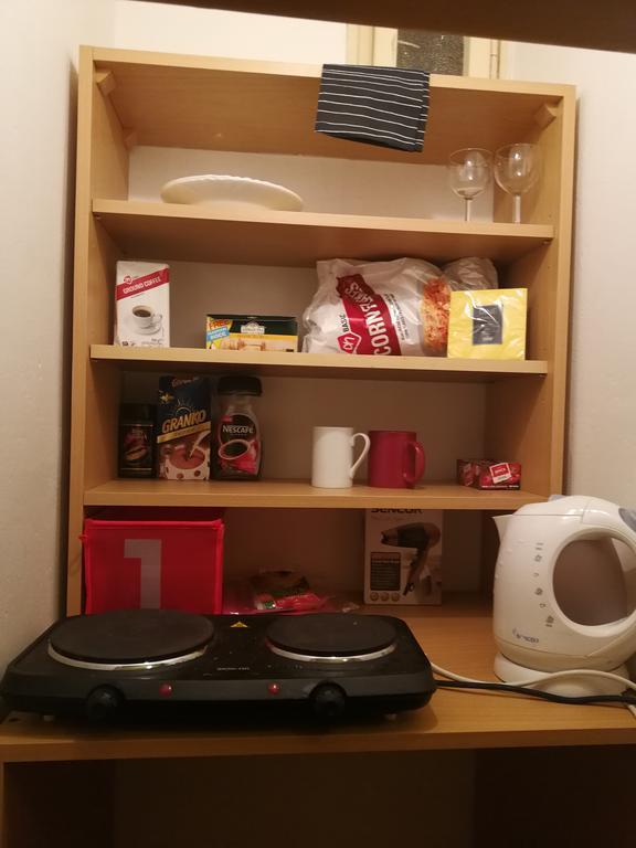 Flat 18 Minutes From Vaclavske Namesti Praha Bagian luar foto